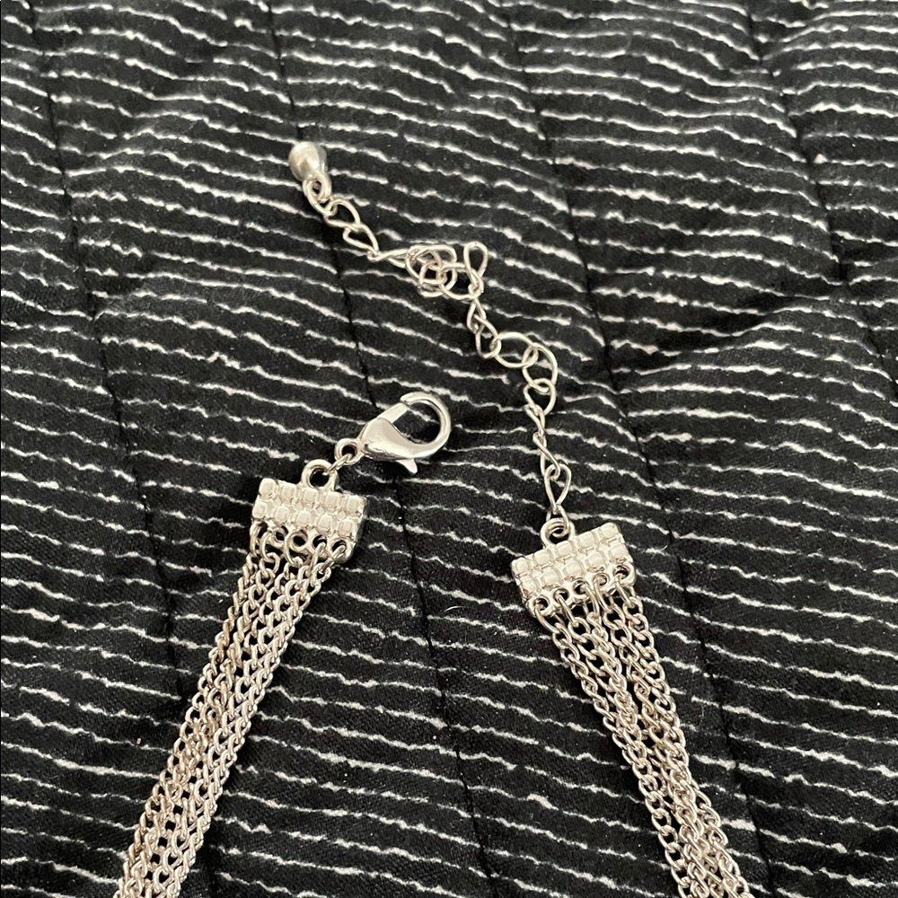 Elegant Silver Multi-Layer Necklace - Picture 5 of 5